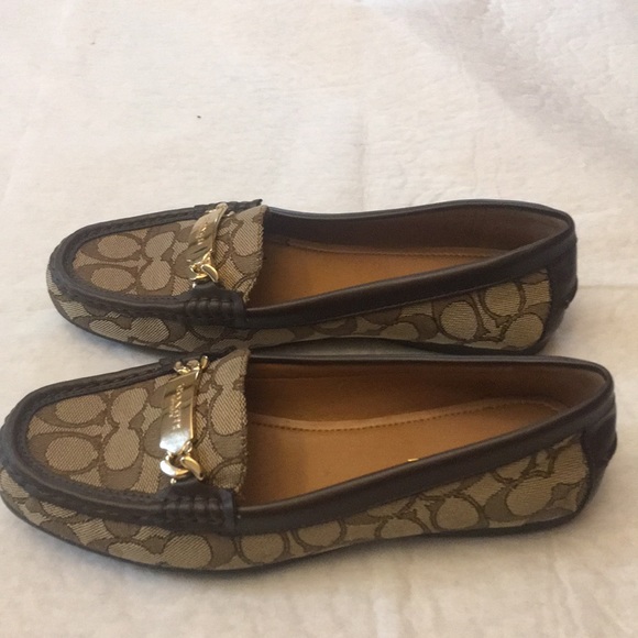 Coach flat/loafers GREAT Condition No BOX - Picture 2 of 2
